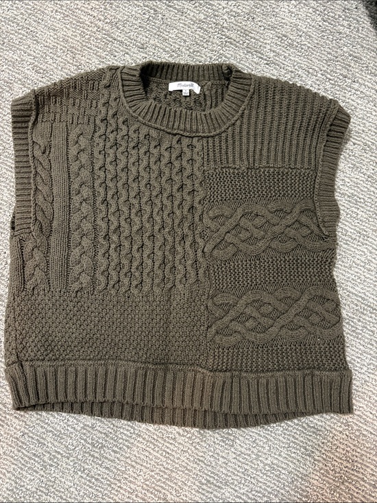 Madewell Sweaters - Madewell Olive Cable Knit Sweater Vest